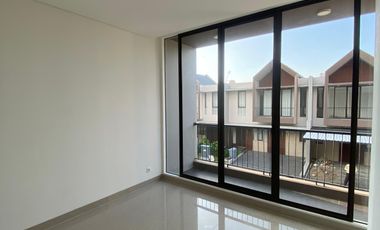 Dijual 2 Rumah Dempet di Summarecon Mutiara Makassar - Green Crystal