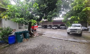 TEMPAT USAHA EX SHOWROOM MOBIL BEKAS CIPETE RADIO DALAM KEBAYORAN BARU
