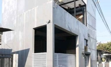 Rumah 3 lantai, murah di Jl Imogiri Barat dekat UAD PUSAT, TERMINAL GIWANGAN, RSUD KODYA WIROSABAN, MASJID JOGOKARYAN