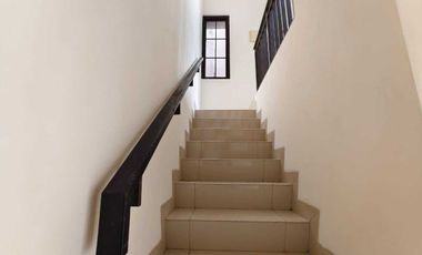 Rumah 2 Lantai Sewa di Green Village, Cipondoh, Tangerang