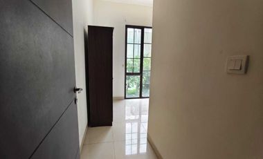 Rumah 2 Lantai Sewa di Green Village, Cipondoh, Tangerang