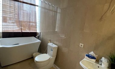 Disewakan 3BR Apartment di Sudirman Suites full furnised