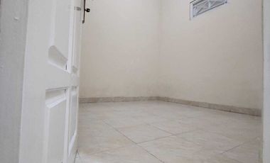 Dikontrakkan tahunan rumah  di komplek Pelindo 2 koja, Jakarta Utara