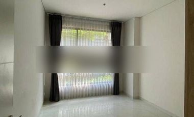 The Llyod Signature Alam Sutera, Murah, Dan Rapi