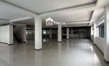 Gedung Kantor D Jakarta Pusat Gunung Sahari Parkir luas