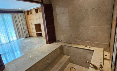 Disewakan Rumah Jln Opal Permata Hijau Uk 562 sqm 6br Private Pool at Jaksel