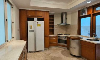 Disewakan Rumah Jln Opal Permata Hijau Uk 562 sqm 6br Private Pool at Jaksel