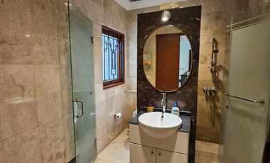 Disewakan Rumah Jln Opal Permata Hijau Uk 562 sqm 6br Private Pool at Jaksel