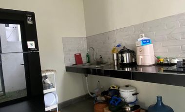 Dijual Take Over Rumah 2,5 Lantai Ready Siap Huni Cluster Sda Kota