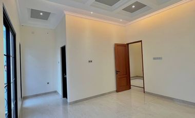 Jual Rumah Rooftop dekat Gerbang Tol Di Jaksel