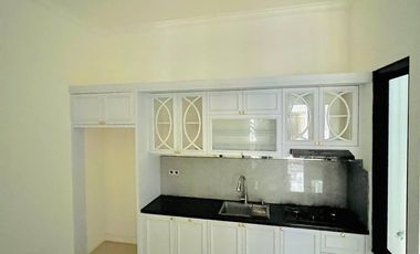 Jual Rumah Rooftop dekat Gerbang Tol Di Jaksel