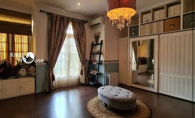 RUMAH NYAMAN LUAS DAN ASRI SEMI FURNISH DALAM KOMPLEKS CIPETE SELATAN