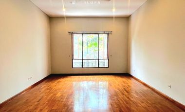 For Rent Modern Townhouse at Kemang Area with Good Condition