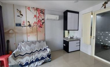 disewakan unit langka grand pakuwon queensland full furnish