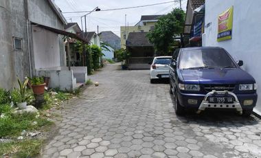 Rumah dijual di Potorono Bantul Yogya, Lt 100m2