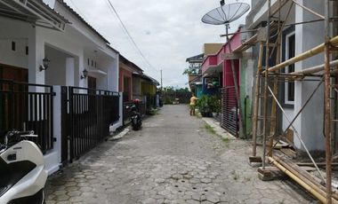 Rumah dijual di Potorono Bantul Yogya, Lt 100m2