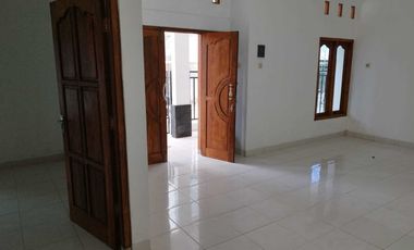 Rumah dijual di Potorono Bantul Yogya, Lt 100m2