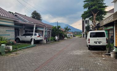 1 UNIT RUKO DAN 2 UNIT RUMAH TINGGAL DI PERUM AGNYA RESIDENCE GARUT