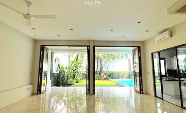 Disewakan Townhouse Modern area Prime Kemang Selatan kondisi Bagus