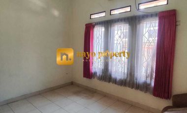 Rumah Bagus Tanah Luas Dalam Cluster di Jatiwaringin Kota Bekasi