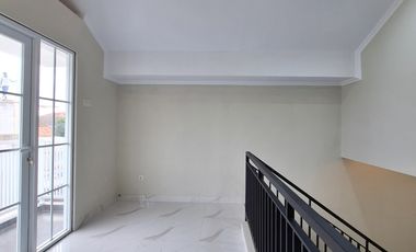 Rumah baru free biaya di Pamulang, lokasi bebas Banjir