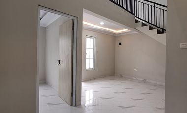 Rumah baru free biaya di Pamulang, lokasi bebas Banjir