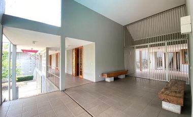 For Rent /Disewa A Beautiful House Designed Cozy And Modern, Kemang