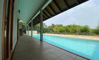 For Rent /Disewa A Beautiful House Designed Cozy And Modern, Kemang