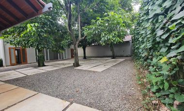 For Rent /Disewa A Beautiful House Designed Cozy And Modern, Kemang