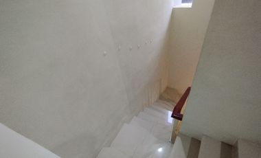 Rumah Sewa North West Hill Citraland Semi Furnished