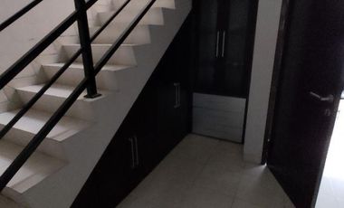 Jual rumah perumahan eksklusif mewah