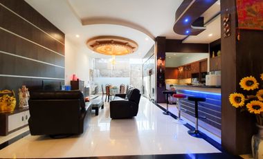 Villa di Jalan Kunyit ( Patimura / Iskandar Muda )
