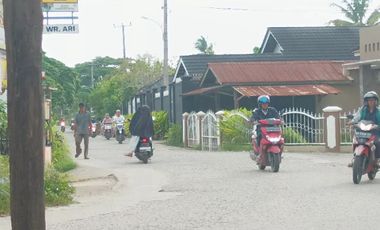 Rumah Pinggir Jalan Plaju, dekat pusat Perkantoran dan Pendidikan