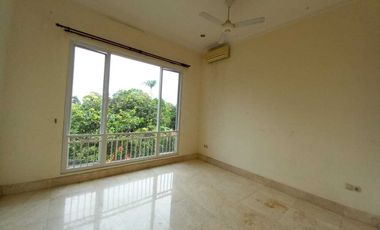 ELITE HOUSE IN URBAN AREA, KEMANG