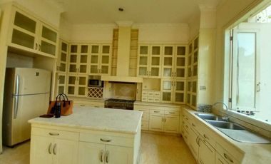 ELITE HOUSE IN URBAN AREA, KEMANG