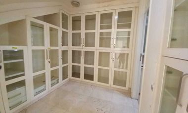 ELITE HOUSE IN URBAN AREA, KEMANG