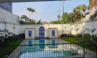 ELITE HOUSE IN URBAN AREA, KEMANG