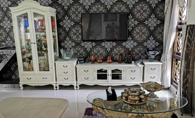 RUMAH FULL FURNISH BELAKANG AMPLAS N ROYAL AMBARUKMO