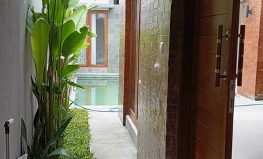 FOR RENT VILLA 3BR PRIVAT POOL STARTEGIS AREA SANUR NEAR SINDHU BEACH