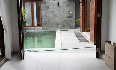 FOR RENT VILLA 3BR PRIVAT POOL STARTEGIS AREA SANUR NEAR SINDHU BEACH