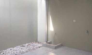 DISEWAKAN Rumah Millenial 2lt. di Cendana Park, Lippo Karawaci