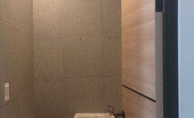 DISEWAKAN Rumah Millenial 2lt. di Cendana Park, Lippo Karawaci