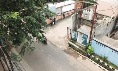 Dijual gudang jalan utama