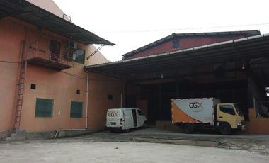 Dijual gudang jalan utama