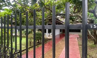 Rumah dgn halaman luas di pusat Kota Palembang