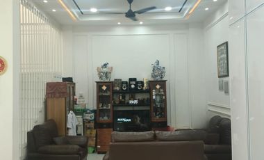 JUAL RUMAH TANJUNG BUNGA TAMAN SAMALONA MAKASSAR