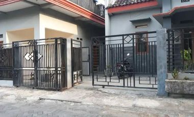 Dijual Selaras Kos Syariah, Jombang