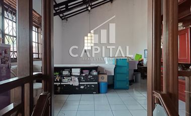 Rumah Tinggal Nyaman di Jalan Tirta Kencana Kavling AURI Cimahi