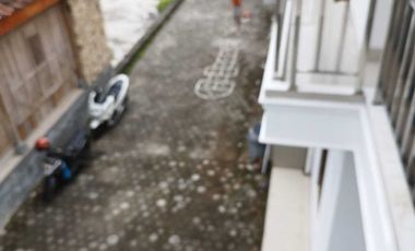 Dijual Rumah di Potorono Banguntapan Yogyakarta, Lt 100m2