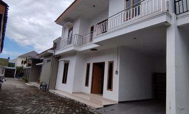 Dijual Rumah di Potorono Banguntapan Yogyakarta, Lt 100m2